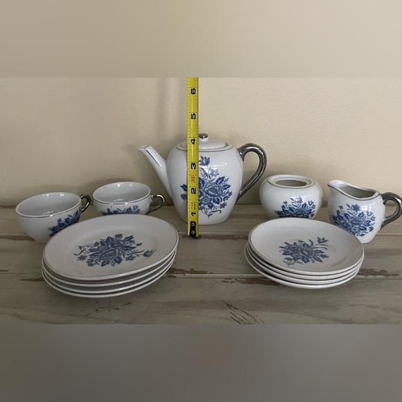 Vintage Toy China Tea Set - Picture 4 of 5